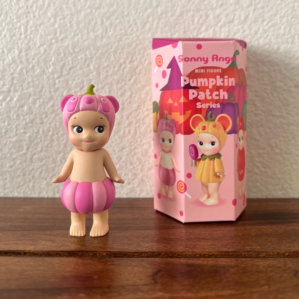 Sonny Angel Pumpkin Patch Mini Figure - Panda